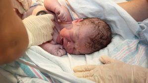 Copile care nasc copii! Ce se întâmplă în sălile de travaliu şi cum nasc fetiţele de doar 10 ani (VIDEO)