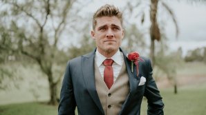 A plâns în hohote la propria nuntă! POVESTEA EMOŢIONANTĂ a unui mire a impresionat întreaga lume (FOTO)