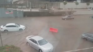 PUBLIKA WORLD: O ploaie puternică a făcut prăpăd în Rusia și a paralizat traficul aerian, feroviar şi cel terestru