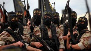 Opt presupuşi terorişti ai grupării Statul Islamic au fost arestaţi în Rusia