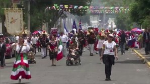 SĂRBĂTOARE ÎN MEXIC. Locuitorii din Ciudad de Mexico au marcat Cinco de Mayo