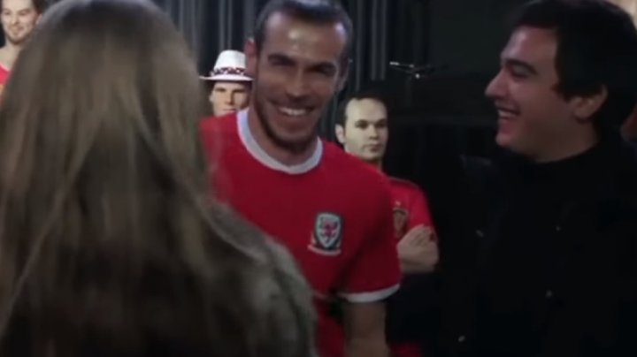 FARSĂ MARCA GARETH BALE. Galezul a speriat vizitatorii unui muzeu din Madrid (VIDEO)