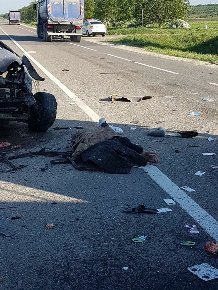 ACCIDENT TRAGIC pe șoseaua Orhei-Bălți. Șoferul automobilului a murit pe loc (IMAGINI DE GROAZĂ)