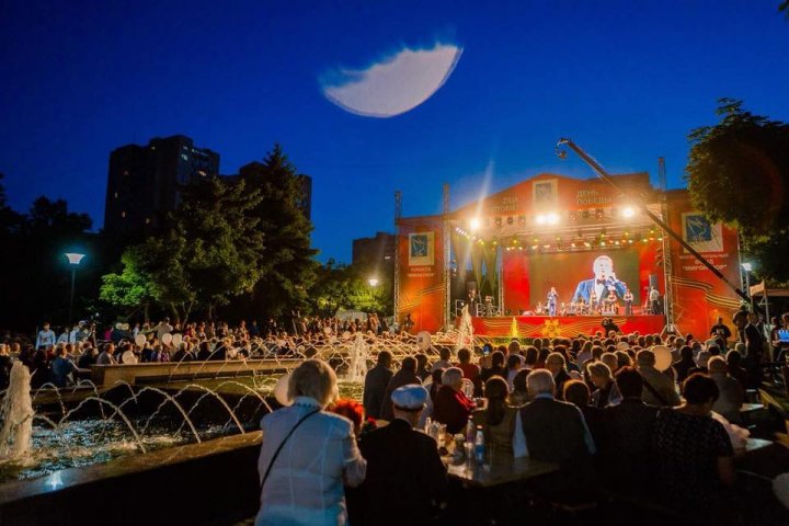 Concert de excepţie organizat de fundaţia de caritate Miron Shor. Iosif Kobzon şi Lev Leșcenko, de Ziua Victoriei la Chişinău 