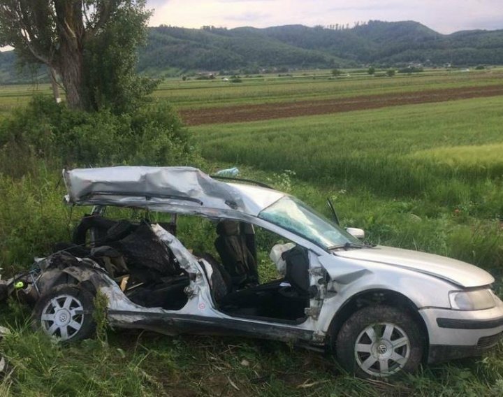 TRAGEDIE! Patru studente care se întorceau de la ceremonia de absolvire au murit într-un GRAV ACCIDENT (FOTO)