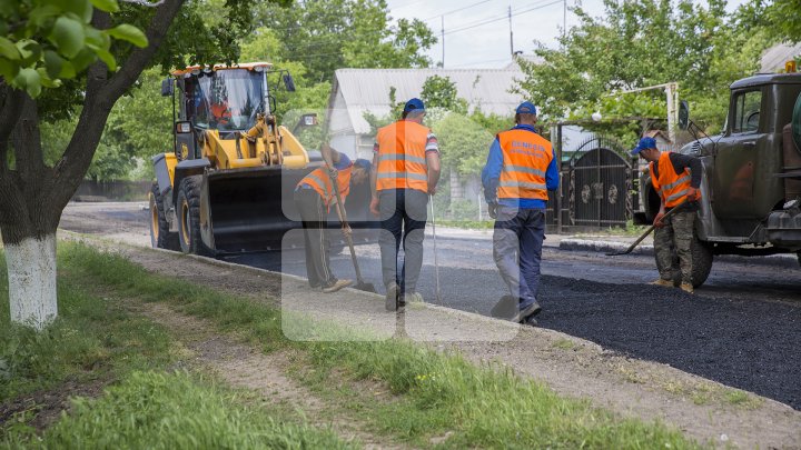 Drumuri mai bune şi la Orhei. În satele Jora de Mijloc şi Jora de Sus a fost asfaltat şi reabilitate trotuarele