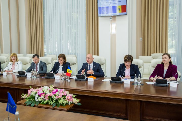 Comisarul european pentru Politici Regionale, Corina Creţu: Paşii făcuţi de Moldova pe drumul spre reformă a ţării sunt recunoscuţi la Bruxelles