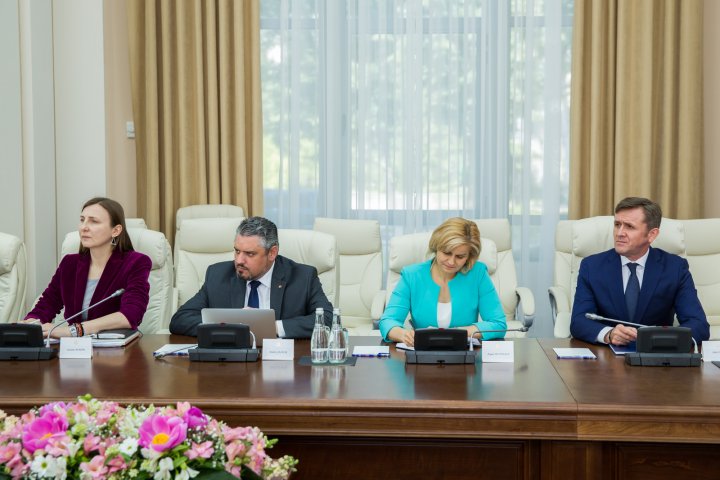 Comisarul european pentru Politici Regionale, Corina Creţu: Paşii făcuţi de Moldova pe drumul spre reformă a ţării sunt recunoscuţi la Bruxelles