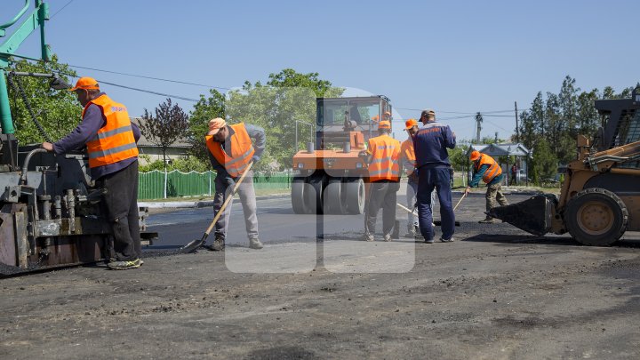 Programul Drumuri bune pentru Moldova: Încă trei sate din raionul Cimişlia se bucură de şosele renovate