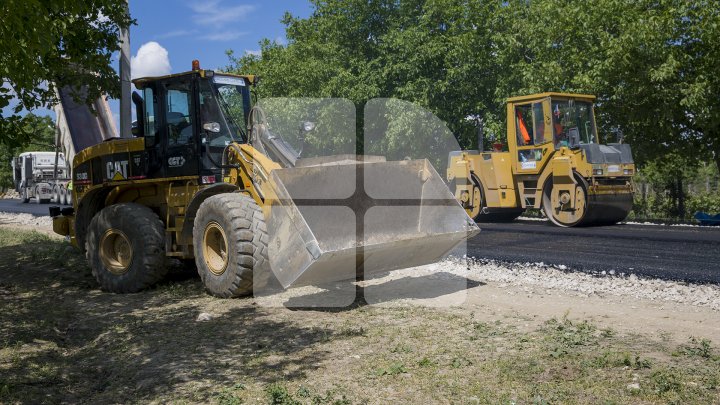 Programul Drumuri bune pentru Moldova: Străzile din raionul Nisporeni sunt asfaltate