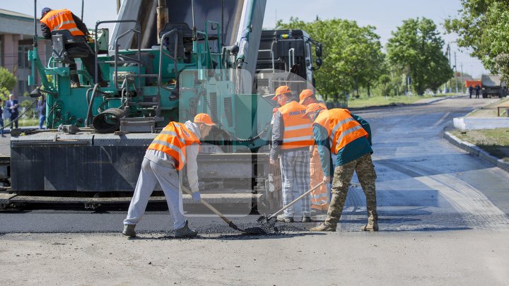 Programul Drumuri bune pentru Moldova: Încă trei sate din raionul Cimişlia se bucură de şosele renovate