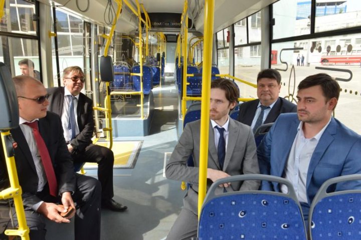 Autobuzul electric din Belarus a ajuns la Chişinău. Când îl vom putea testa (GALERIE FOTO)