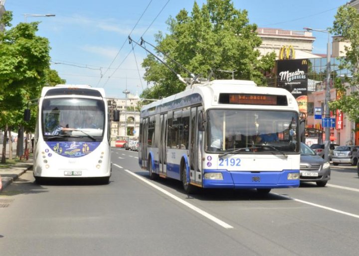 Autobuzul electric din Belarus a ajuns la Chişinău. Când îl vom putea testa (GALERIE FOTO)