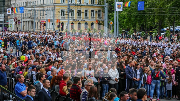 Peste 50.000 de oameni, prezenţi la CONCERTUL DE EXCEPŢIE în PMAN. Nikolai Baskov, Irina Rimes, Blue au făcut spectacol (FOTO/VIDEO)