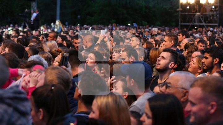 Peste 50.000 de oameni, prezenţi la CONCERTUL DE EXCEPŢIE în PMAN. Nikolai Baskov, Irina Rimes, Blue au făcut spectacol (FOTO/VIDEO)