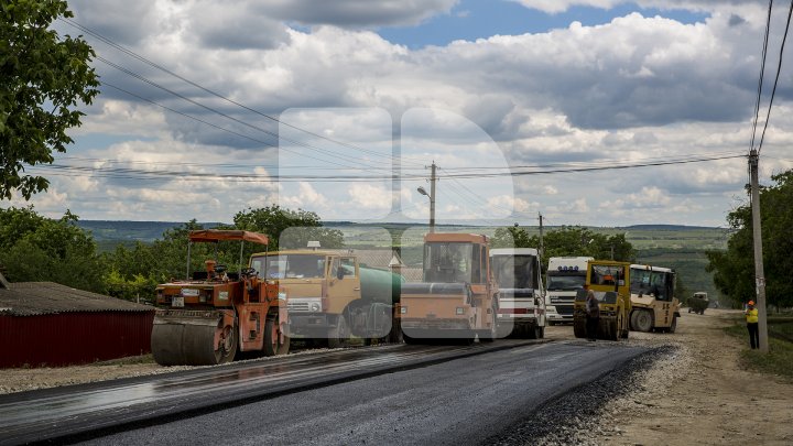 Programul Drumuri bune pentru Moldova: Străzile din raionul Nisporeni sunt asfaltate