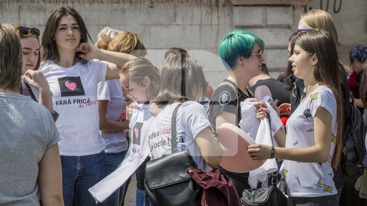 Fără Frică de iubire. Astăzi la Chişinău SE DESFĂŞOARĂ marşul LGBT (GALERIE FOTO/VIDEO)