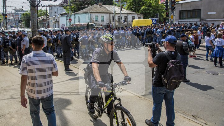 Fără Frică de iubire. Astăzi la Chişinău SE DESFĂŞOARĂ marşul LGBT (GALERIE FOTO/VIDEO)