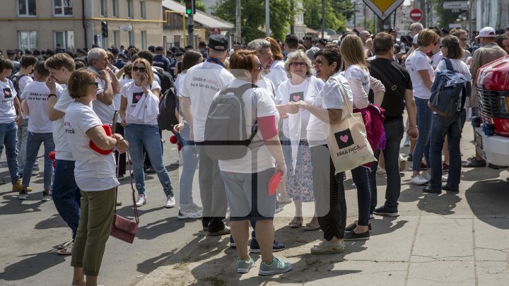 Fără Frică de iubire. Astăzi la Chişinău SE DESFĂŞOARĂ marşul LGBT (GALERIE FOTO/VIDEO)