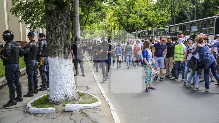 Fără Frică de iubire. Astăzi la Chişinău SE DESFĂŞOARĂ marşul LGBT (GALERIE FOTO/VIDEO)