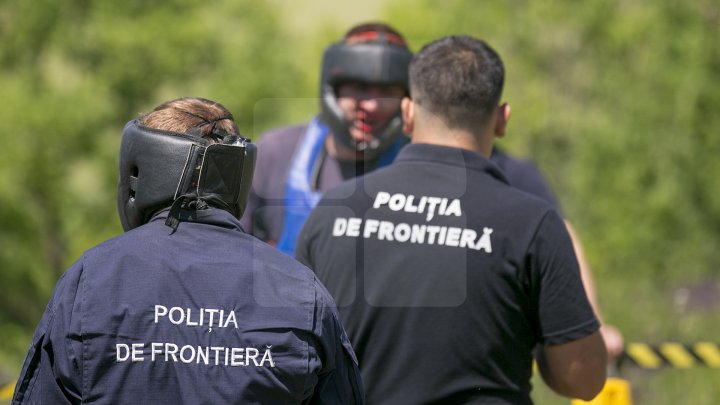 Cei mai bravi poliţişti de frontieră au primit astăzi BERETA DE ONOARE (FOTOREPORT)
