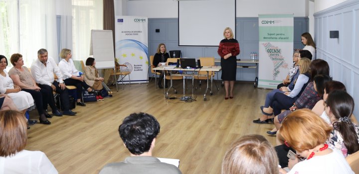 Au învăţat leadership-ul şi managementul conflictelor. 30 de femei antreprenoar, instruite în cadrul proiectului Business Academy for Women 