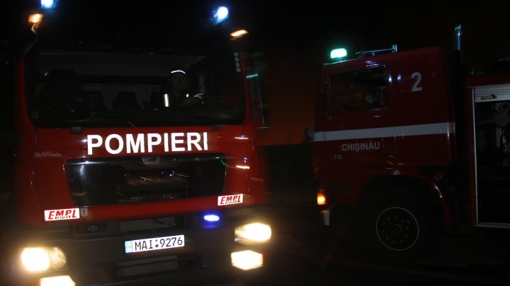 La cât se ridică PAGUBELE cauzate de incendiul devastator de la Străşeni (FOTO)