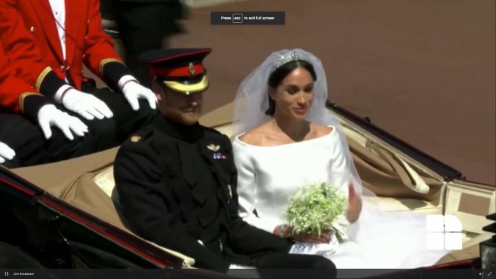 Un nou cuplu regal. Meghan Markle şi Prinţul Harry S-AU CĂSĂTORIT (FOTO/VIDEO LIVE)