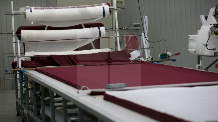 Peste 700 de locuri de muncă și 4 milioane de euro investiți, la o nouă fabrică de textile din Bălți