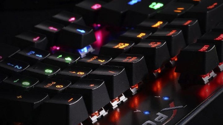 ADATA lansează tastatura de gaming XPG INFAREX K20