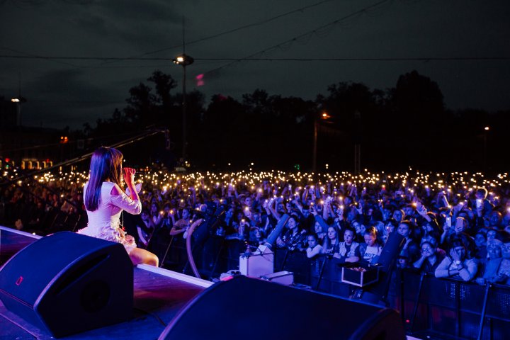 Concert SPECTACULOS de 9 mai în PMAN. Peste 50.000 de oameni au venit la eveniment (FOTOREPORT)