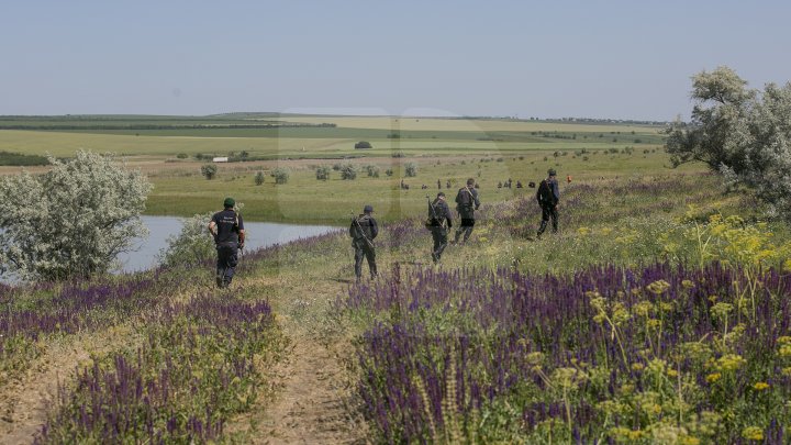 Cei mai bravi poliţişti de frontieră au primit astăzi BERETA DE ONOARE (FOTOREPORT)