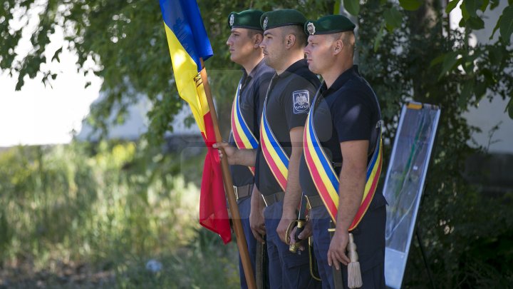 Cei mai bravi poliţişti de frontieră au primit astăzi BERETA DE ONOARE (FOTOREPORT)