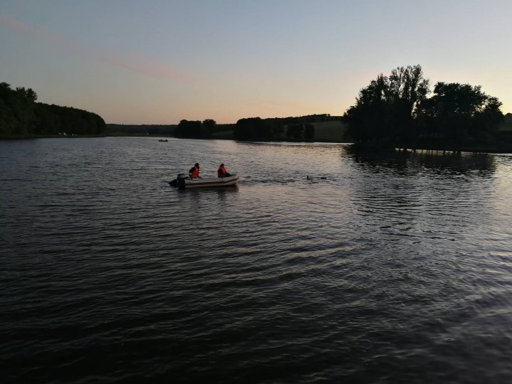 JALE MARE în satul Pohrebeni. Copiii înecaţi în iaz sunt fraţi. DETALII despre nenorocirea din Duminica Mare