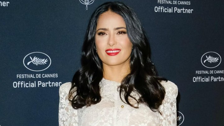 Salma Hayek propune actorilor să renunţe la o parte din bani în favoarea colegelor