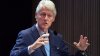 Fostul preşedinte american Bill Clinton a lansat primul său roman. Despre ce este cartea