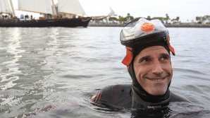 Francezul Ben Lecomte ar putea deveni primul om din lume care a trecut înot Oceanul Pacific