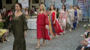 Lovitură şi asupra designerii autohtoni. Coronavirusul le-a dat planurile peste cap şi nu mai au clienţi