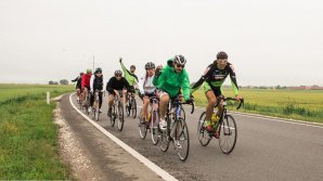 750 de km pe bicicletă pentru o cauză nobilă. 22 de biciclişti vor să adune bani pentru bolnavii incurabili
