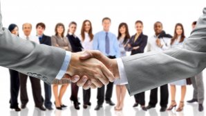 48 de afaceri dezvoltate de imigranţi vor primi peste 11 milioane de lei în cadrul programului Pare 1+1