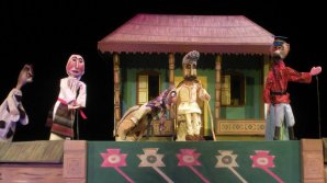 Povestea din spatele cortinei: Cum prind viaţă personajele din teatrul de păpuşi