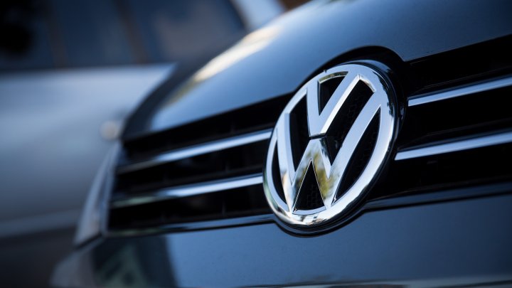 Volkswagen nu mai face faţă: Compania are probleme cu noile standarde de emisie şi vrea să închidă fabrici temporar