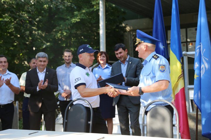 Tot mai mulţi voluntari se alătură IGSU. Un nou post de pompieri a fost deschis în Speia (FOTO)