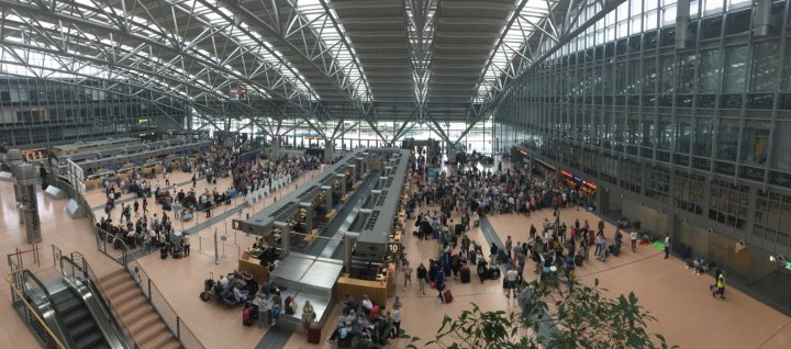 Aeroportul Internațional Hamburg din Germania este complet blocat. Toate zborurile au fost suspendate