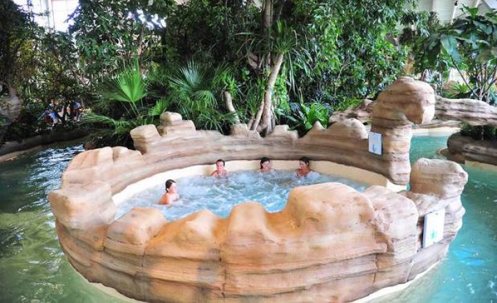 Vacanţă de vară plină de adrenalină. Cele mai atractive Aqua Park-uri din Europa (FOTO)