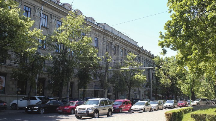 Serviciul InfoTrafic: Unde se circulă cu dificultate în Capitală