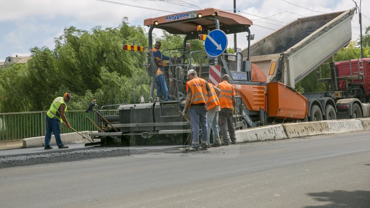 DRUMURI BUNE LA UNGHENI! Până la sfârșitul verii vor fi renovate 99 de tronsoane (FOTOREPORT)