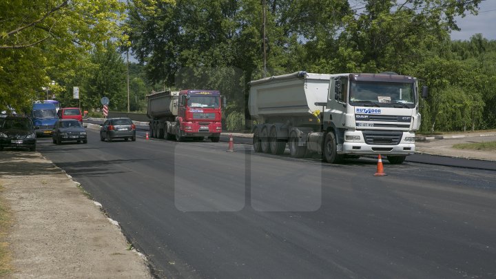 DRUMURI BUNE LA UNGHENI! Până la sfârșitul verii vor fi renovate 99 de tronsoane (FOTOREPORT)