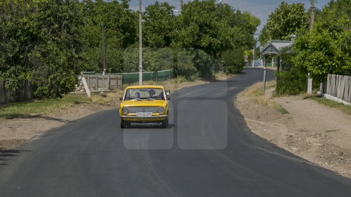 Programul Drumuri bune pentru Moldova: Încă patru sate din raionul Floreşti au drumuri RENOVATE (FOTOREPORT)