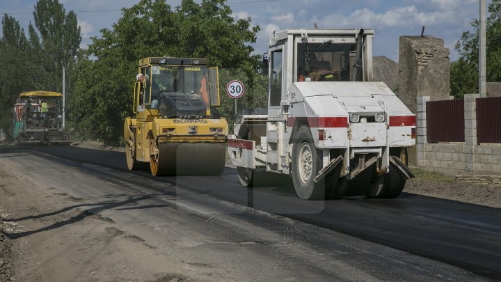 Programul Drumuri bune pentru Moldova: Încă patru sate din raionul Floreşti au drumuri RENOVATE (FOTOREPORT)